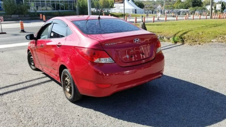 2012 Hyundai Accent