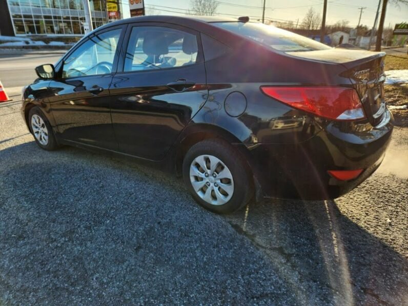 2016 Hyundai Accent SE