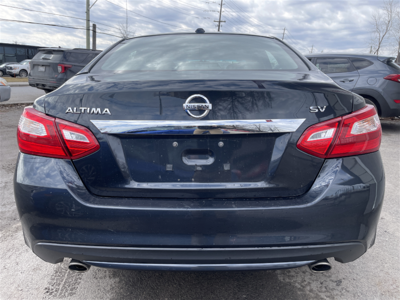 2016 Nissan Altima SV