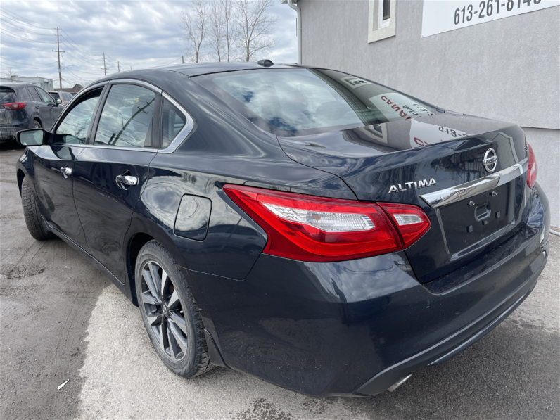 2016 Nissan Altima SV